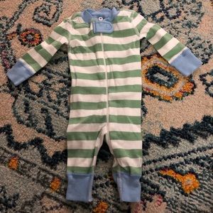 Hanna Andersson newborn pajamas EUC